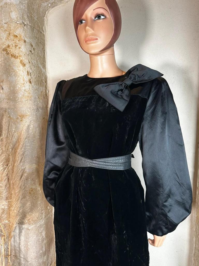 Robe de soirée en velours noire Nina Ricci Couture vintage