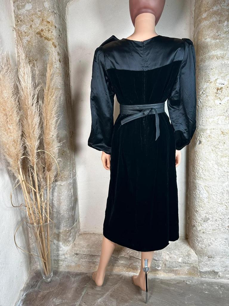 Robe de soirée en velours noire Nina Ricci Couture vintage